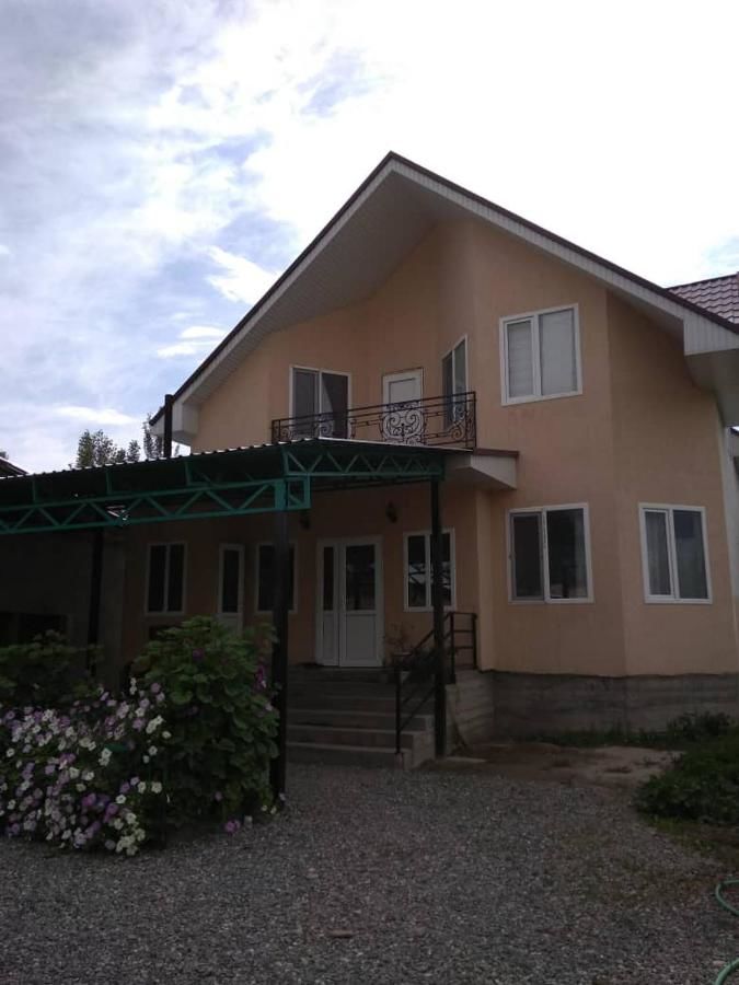 Гостевой дом Islam CBT Guest House Kazarman-4